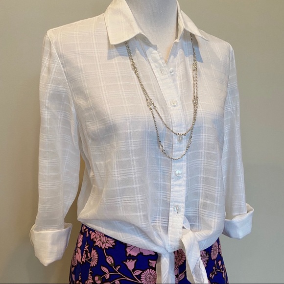 🌿White button down - Picture 4 of 6